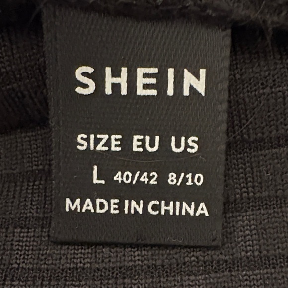 Shein- Lune Black and Red Hoodie Women’s Large - Picture 2 of 11